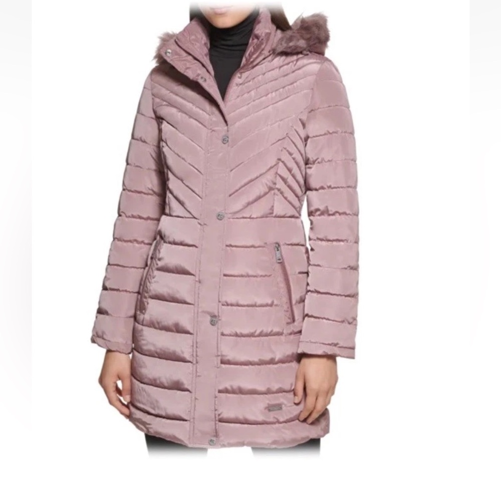 NWT Kenneth Cole women’s Dusy Rose Puffer Jacket Coat Size Small